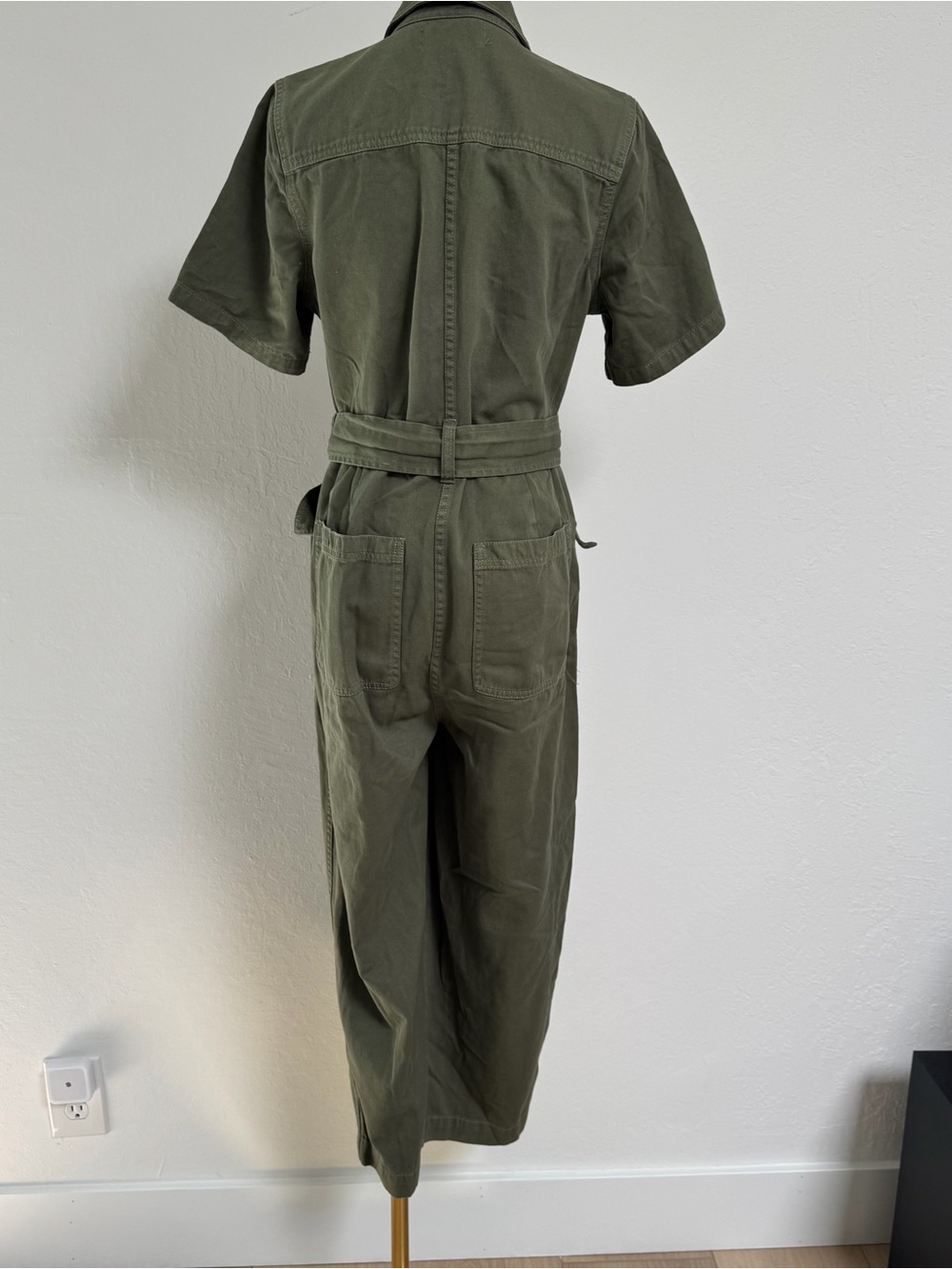 Madewell Utility Short-Sleeve Jumpsuit in Olive Green (Petite S) - Picture 9 of 14